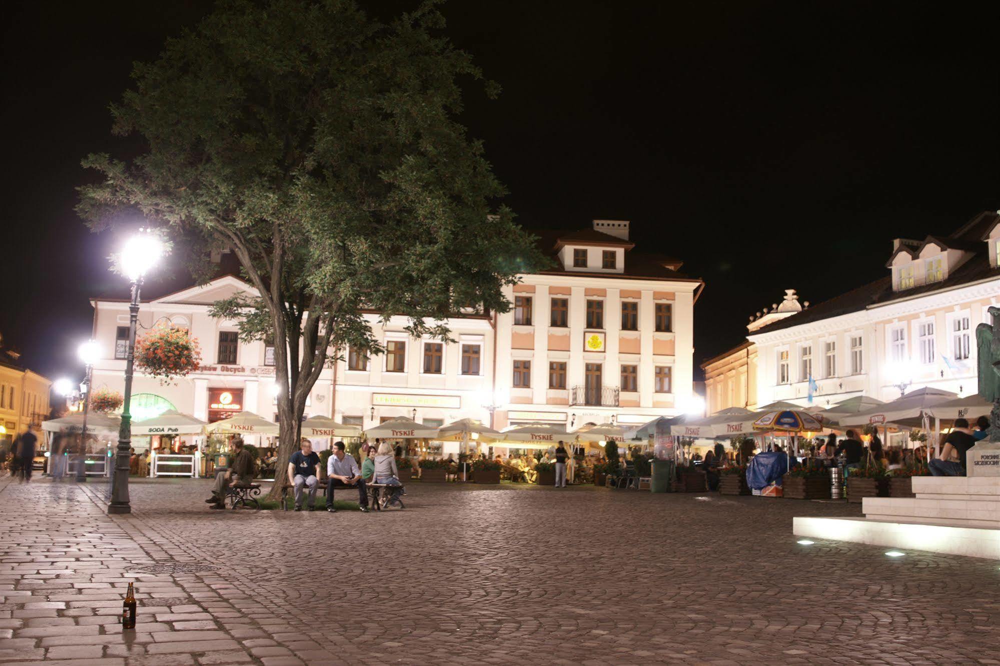 Hotel Ambasadorski Rzeszow Exterior photo